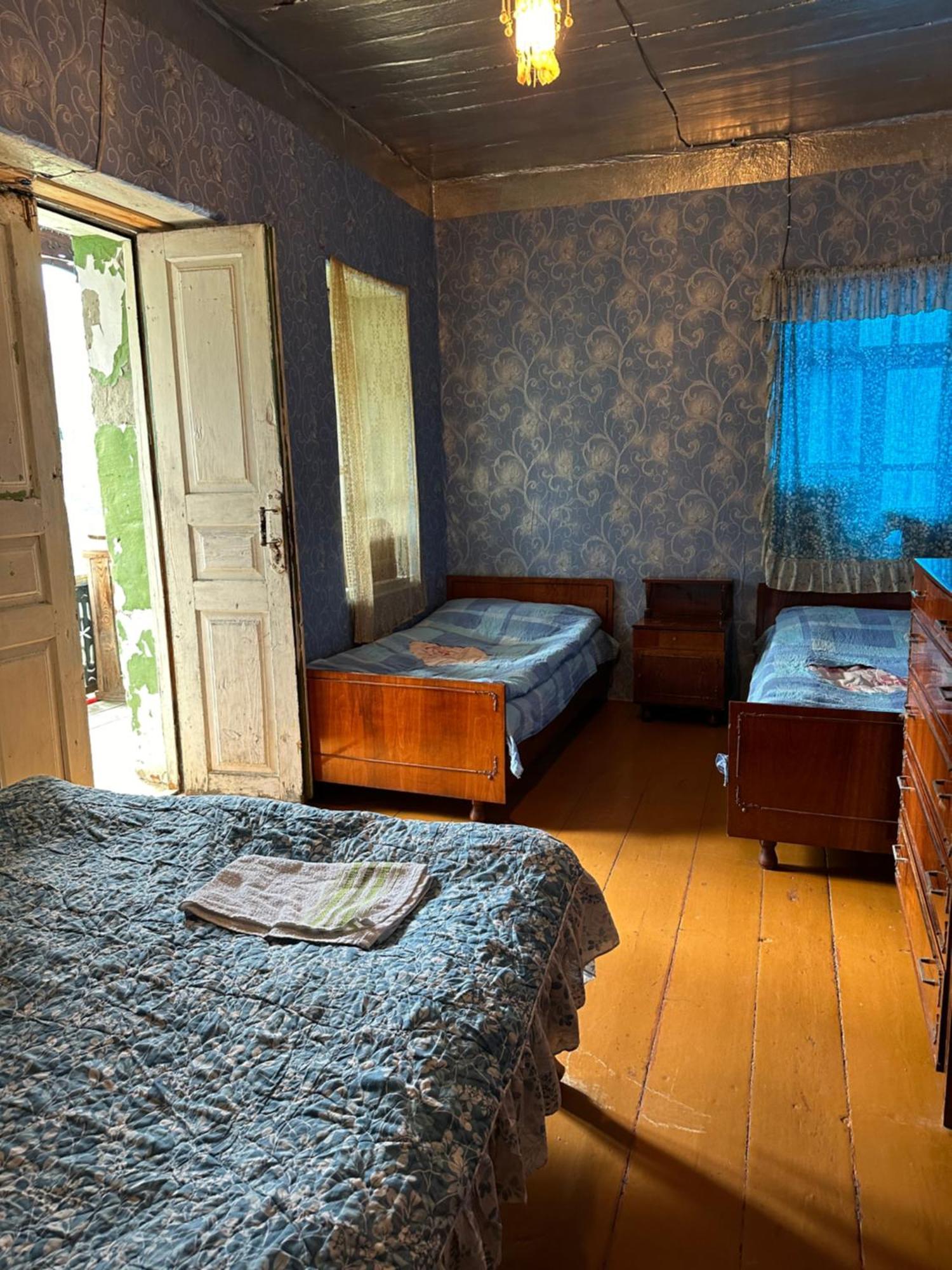 Adishi Mukhran&Nargiza Guesthouse מראה חיצוני תמונה