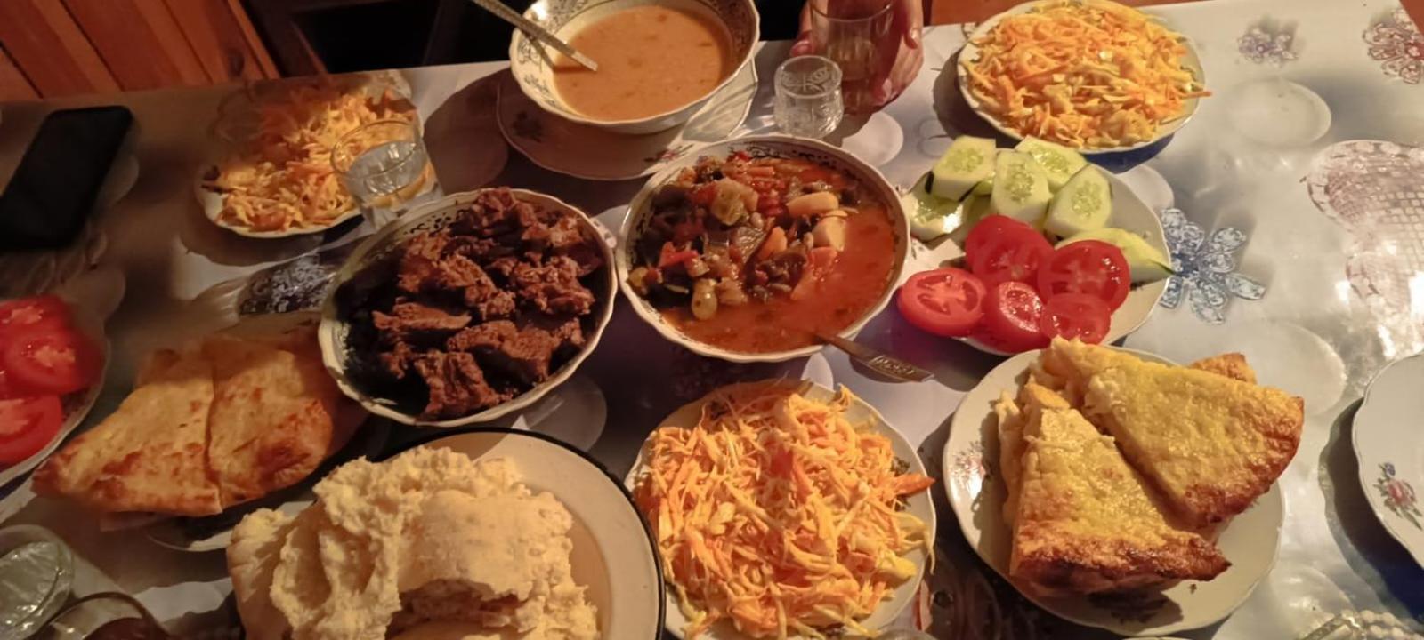 Adishi Mukhran&Nargiza Guesthouse מראה חיצוני תמונה